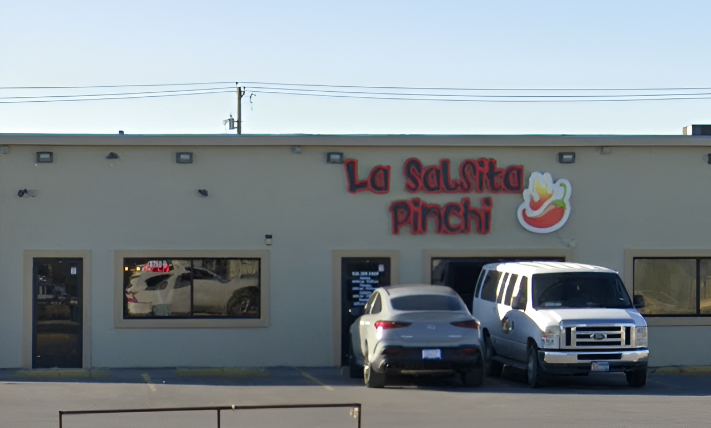 La Salsita Pinchi Restaurant Facade